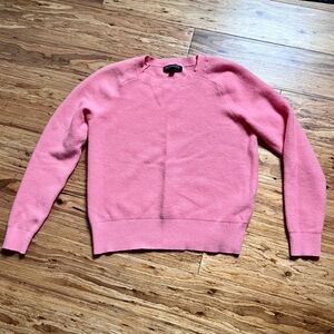 Italian Merino Sweater
Beautiful Coral 
Good Preloved Condition
